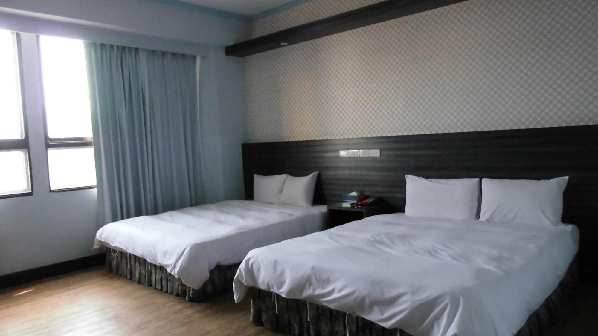Modern Plaza Hotel Kaohsiung Luaran gambar