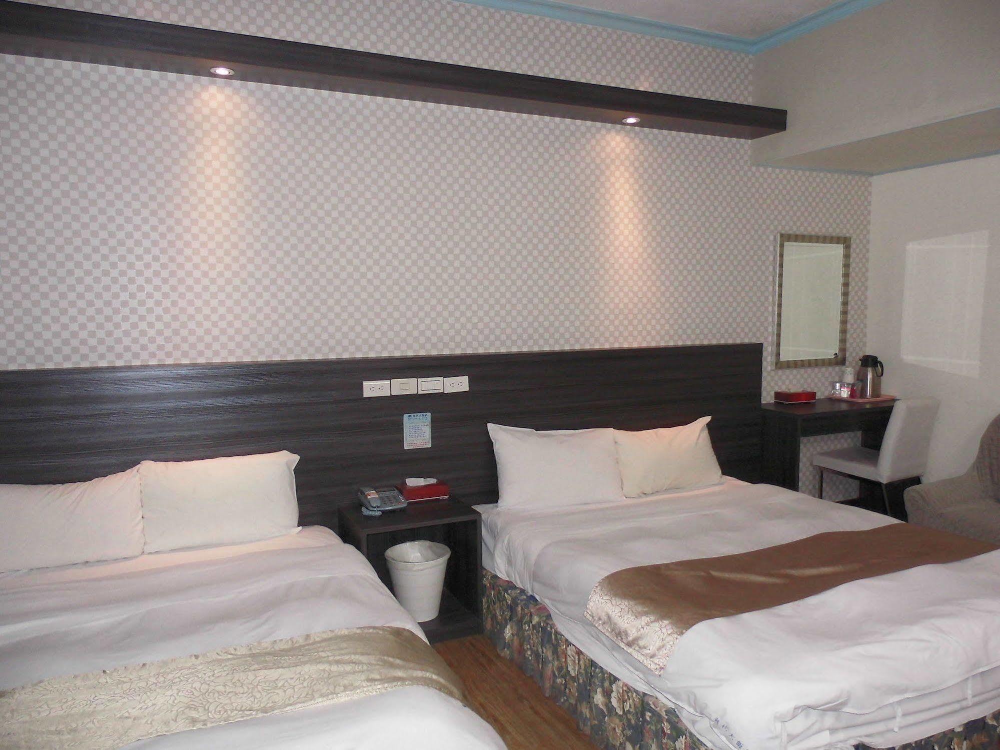 Modern Plaza Hotel Kaohsiung Luaran gambar