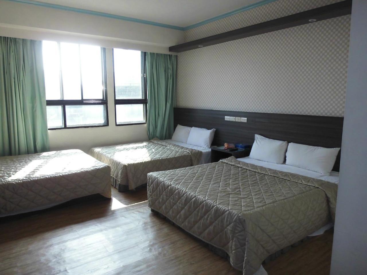 Modern Plaza Hotel Kaohsiung Luaran gambar